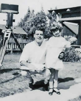 Lon Chaney, Sr. with Baby Marie at Balboa