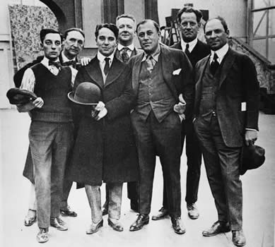 Chaplin, Keaton and Balboa Managers